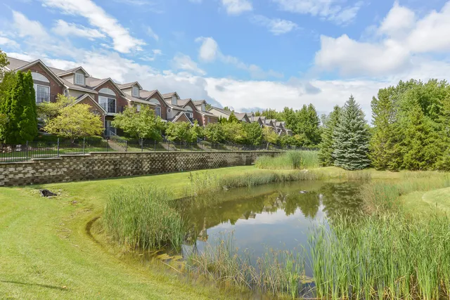 $2,500 | 120 West Oakbrook Drive, Ann Arbor, MI 48103