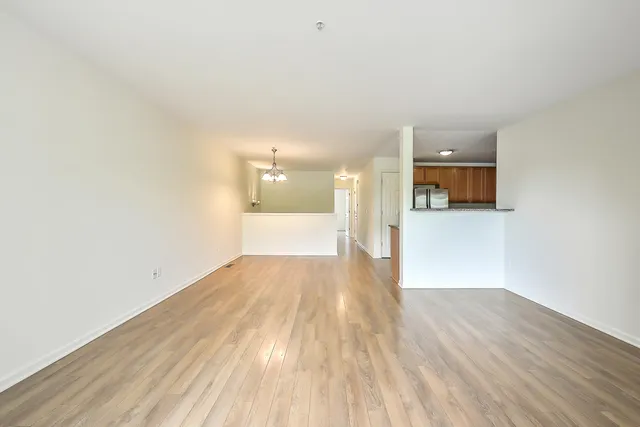 $2,500 | 120 West Oakbrook Drive, Ann Arbor, MI 48103