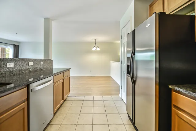 $2,500 | 120 West Oakbrook Drive, Ann Arbor, MI 48103