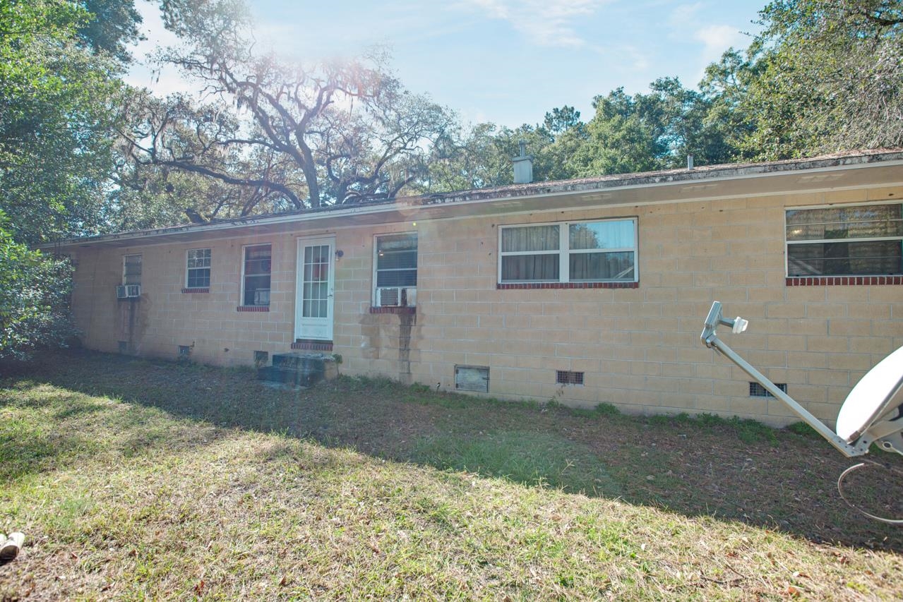 2425 Thomas Street Tallahassee, FL 32310 - Photo 13 of 26