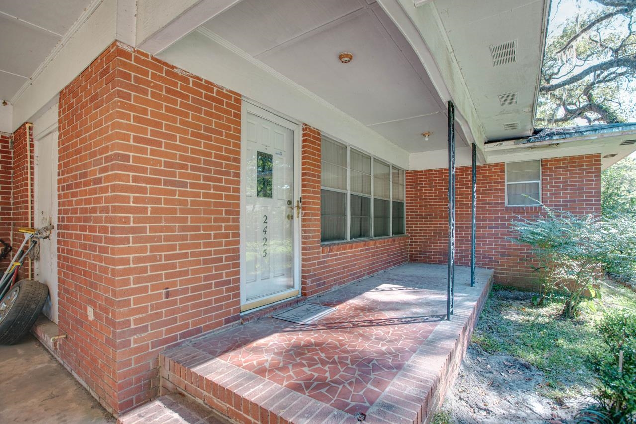 2425 Thomas Street Tallahassee, FL 32310 - Photo 16 of 26