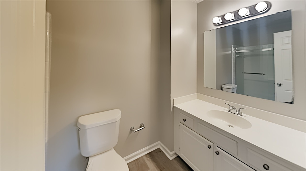 6718 Tattershale Court Raleigh, NC 27613 - Photo 9 of 13 Photo 9
