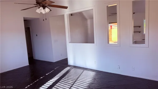 $2,095 | 1009 Smith Street, Las Vegas, NV 89108