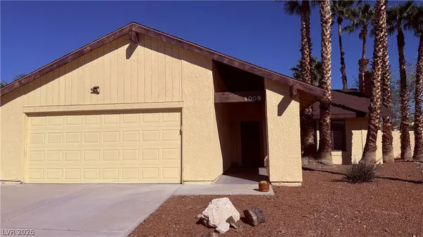 $2,095 | 1009 Smith Street, Las Vegas, NV 89108
