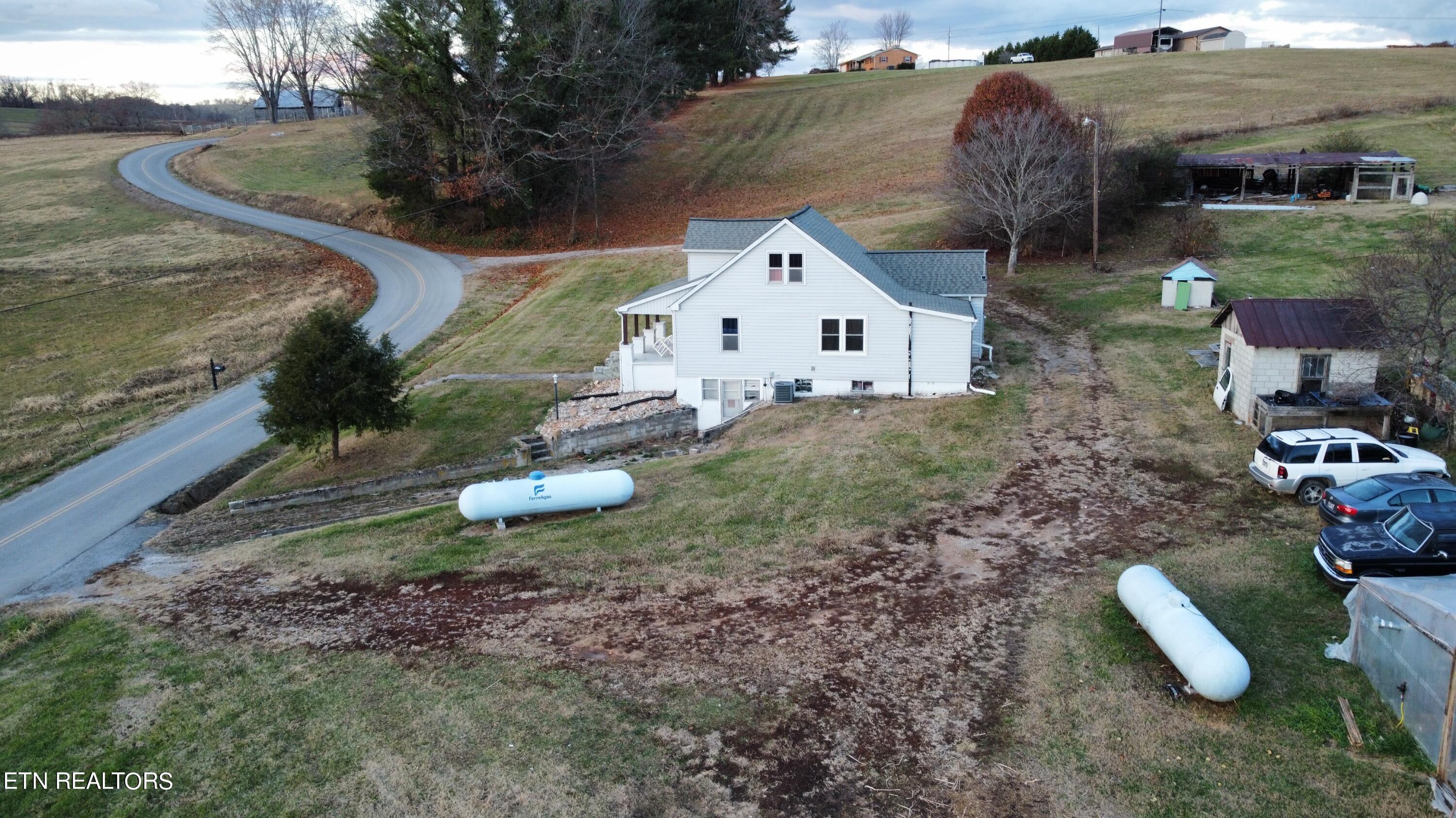 507 Greenlee Road Rutledge, TN 37861 - Photo 3 of 24 dji_fly_20231204_171134_358_170172790201