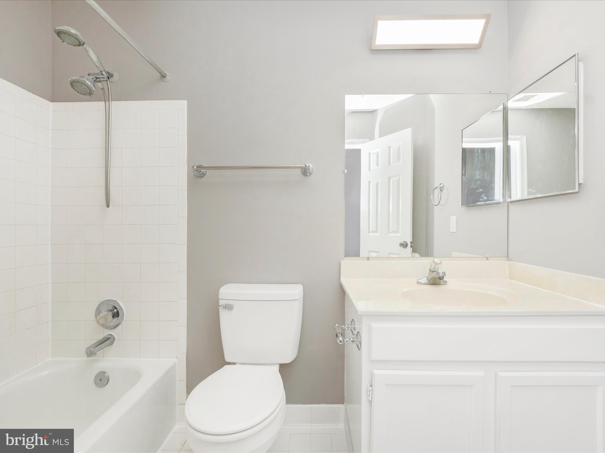 15002 Jerimiah Lane Bowie, MD 20721 - Photo 33 of 54 Hall Bath