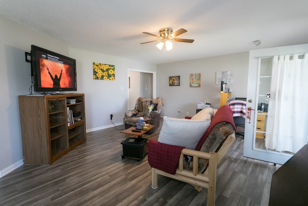 3039 Best Road Maryville, TN 37803 - Photo 7 of 45 Gallery Image 7
