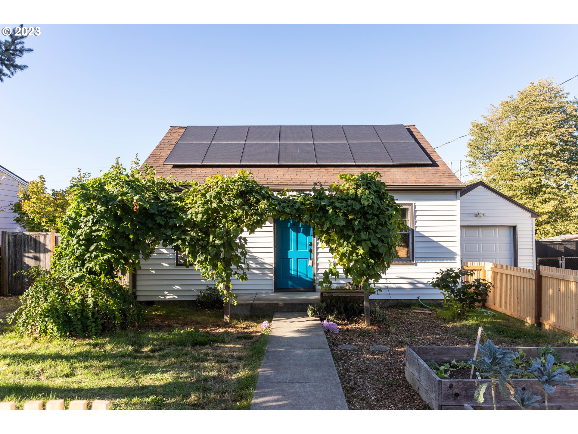 8963 Northeast Emerson Street Portland, OR 97220 - Photo 2 of 35