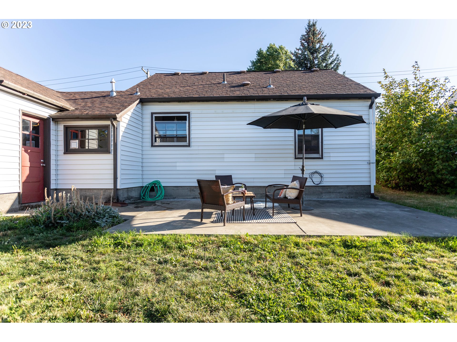 8963 Northeast Emerson Street Portland, OR 97220 - Photo 33 of 35