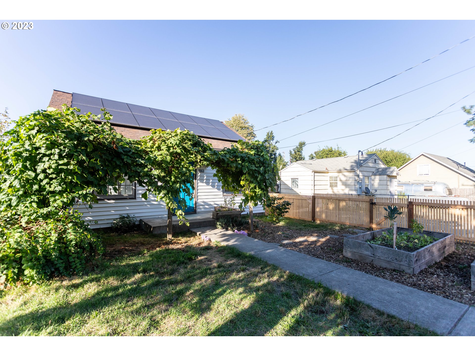 8963 Northeast Emerson Street Portland, OR 97220 - Photo 8 of 35
