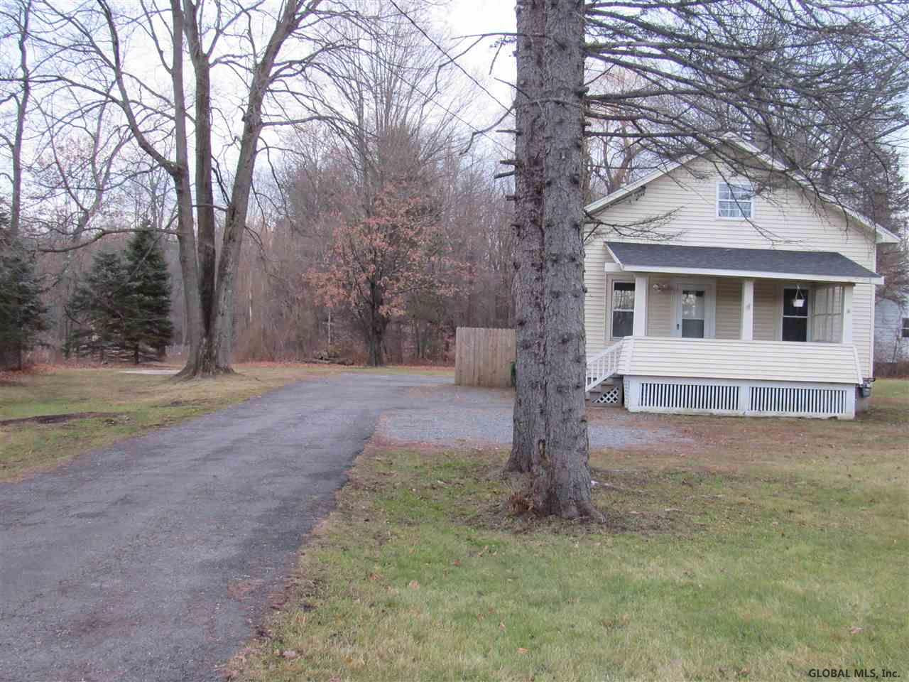 22 Morris Road Colonie, NY 12304 - Photo 3 of 16 Photo 3