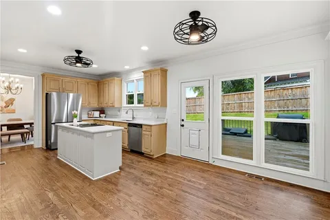 $614,000 | 4221 Willow Oak Drive, Gainesville, GA 30506