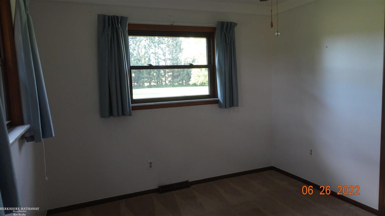 15060 Terry Road Allenton, MI 48002 - Photo 14 of 54 50080333-13.JPG