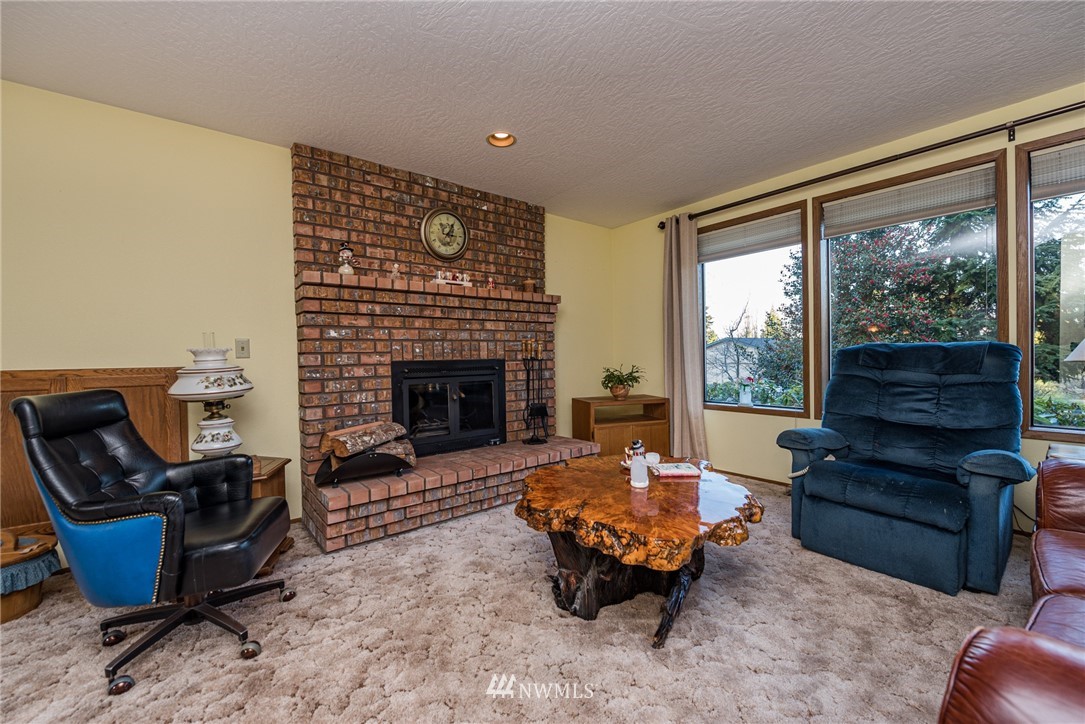 143 Hurricane Ridge Drive Sequim, WA 98382 - Photo 5 of 30 Gallery Image 5