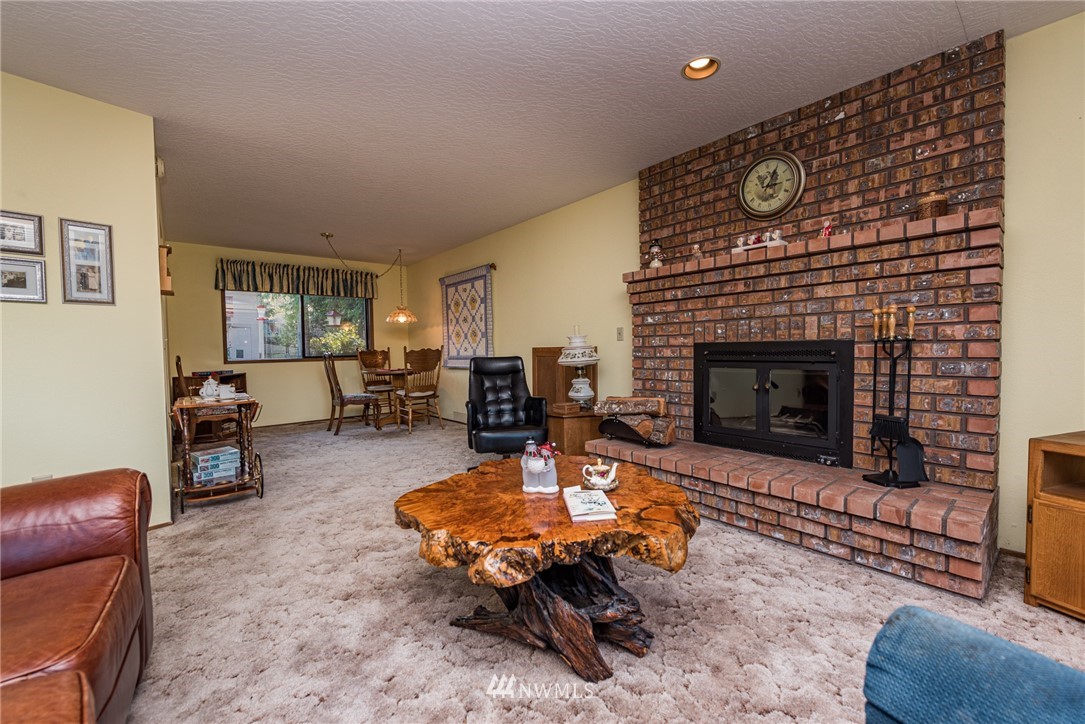 143 Hurricane Ridge Drive Sequim, WA 98382 - Photo 7 of 30 Gallery Image 7