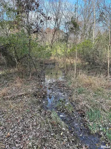 $199,900 | 400-block Edgewood Road, Salem, IL 62881