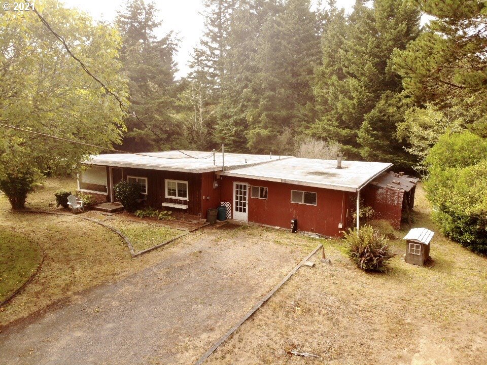 64334 Penny Road Coos Bay, OR 97420 - Photo 1 of 25 Gallery Image 1