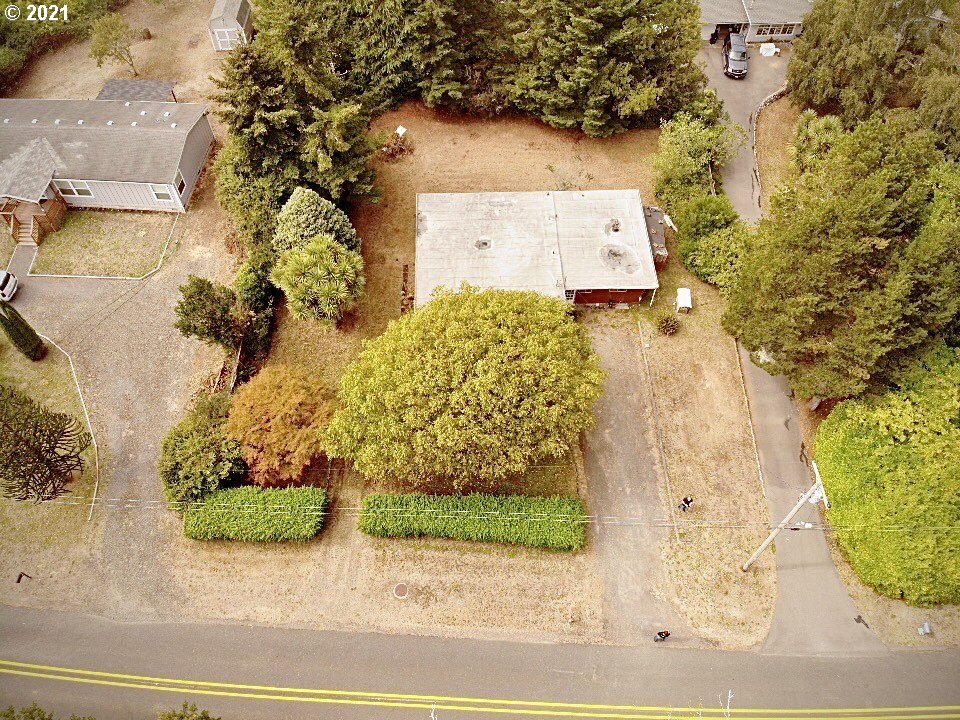 64334 Penny Road Coos Bay, OR 97420 - Photo 23 of 25 Gallery Image 23