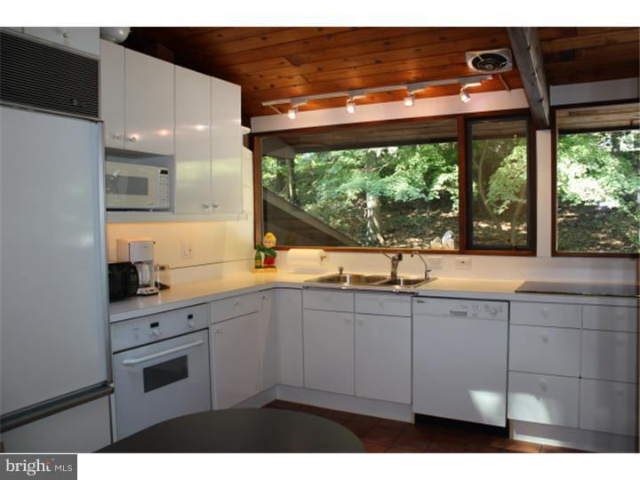 730 Limehouse Road Radnor, PA 19087 - Photo 11 of 25 Kitchen