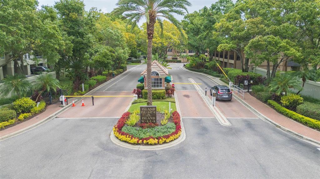 821 Normandy Trace Road, Unit 821 Tampa, FL 33602 - Photo 39 of 40 Gallery Image 39