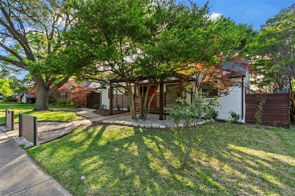 7041 Freemont Street Dallas, TX 75231 - Photo 2 of 34
