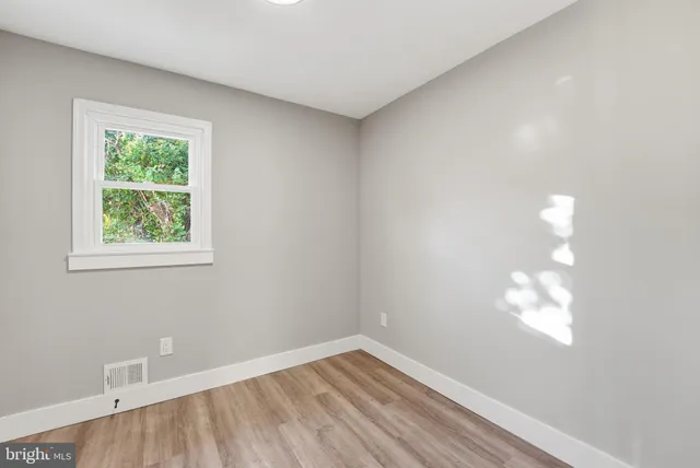 $449,900 | 5716 Somerset Road, Riverdale, MD 20737