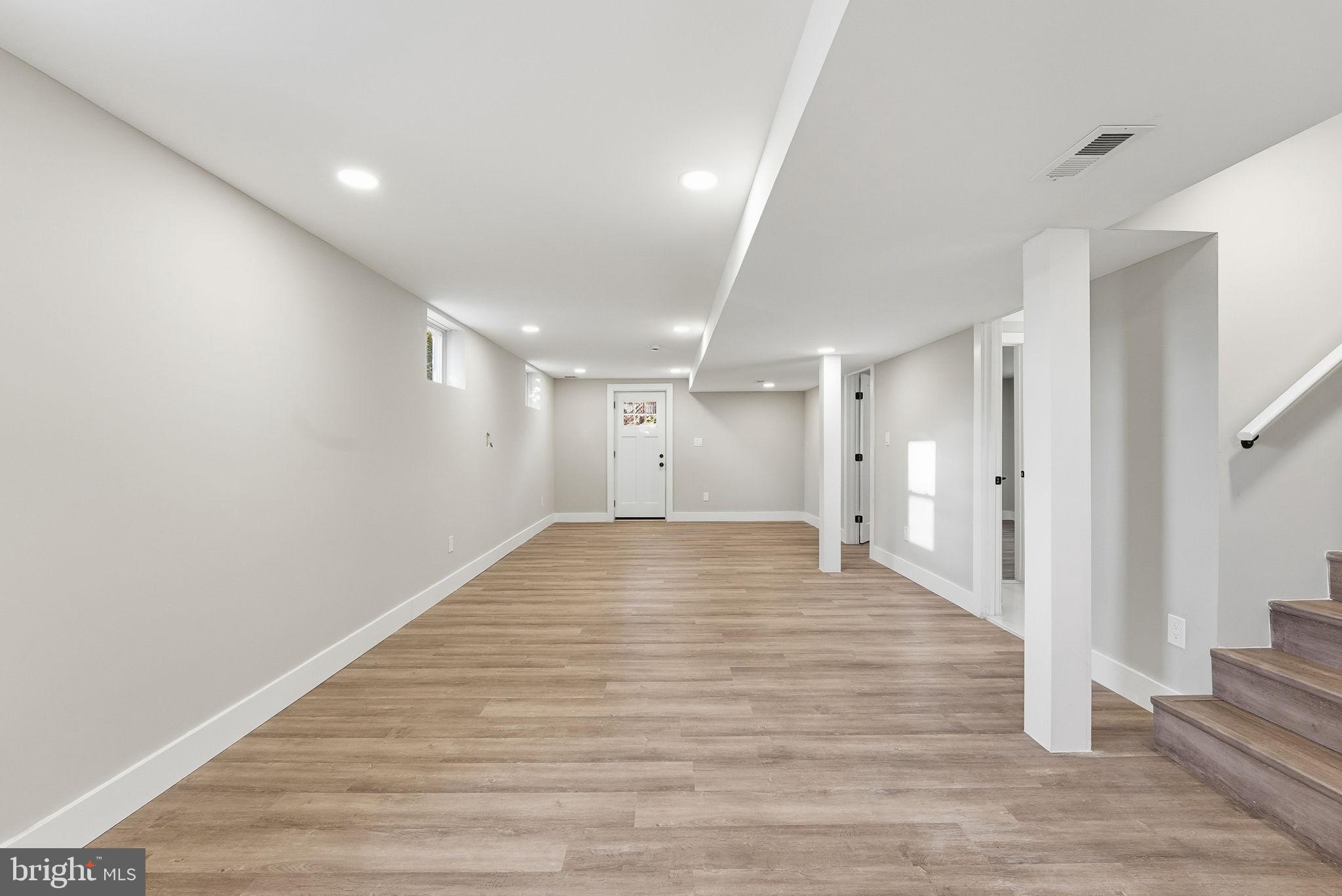 5716 Somerset Road Riverdale, MD 20737 - Photo 17 of 24