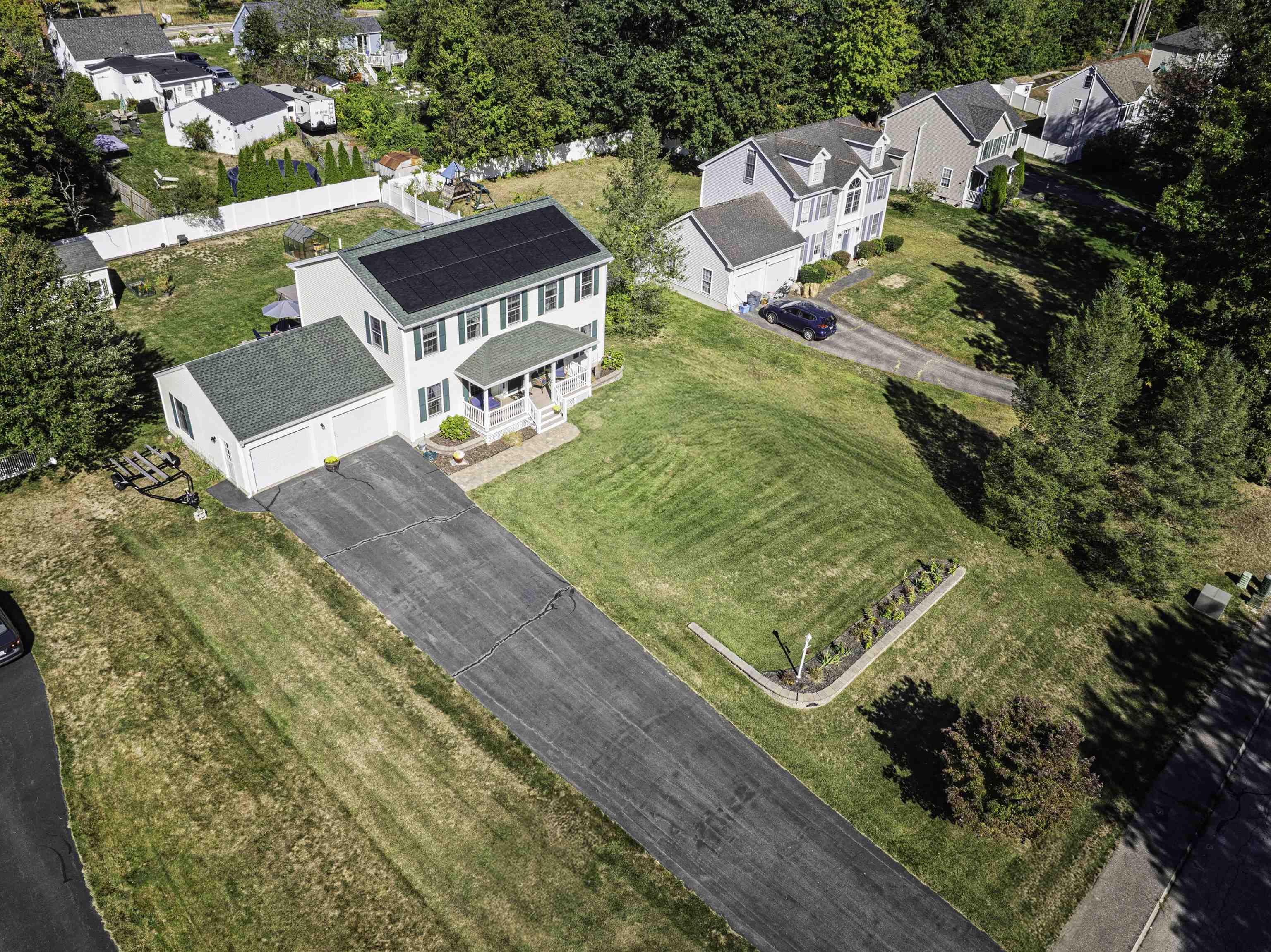 24 Conifer Commons Dover, NH 03820 - Photo 2 of 38