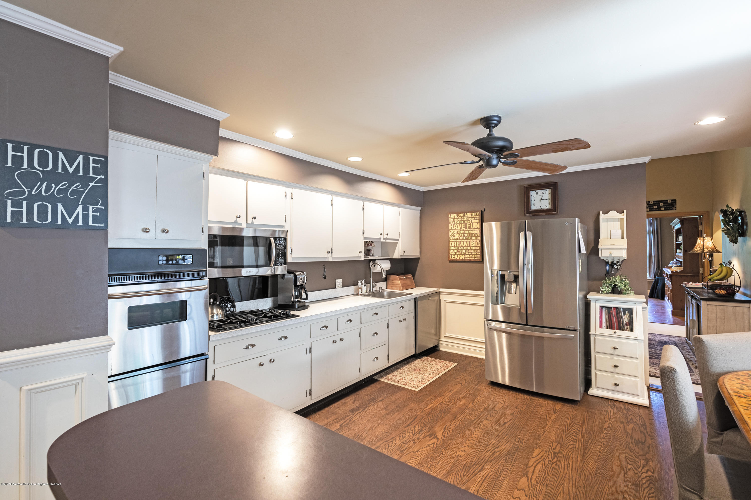 48 Wellington Road Freehold, NJ 07728 - Photo 10 of 42 Kitchen