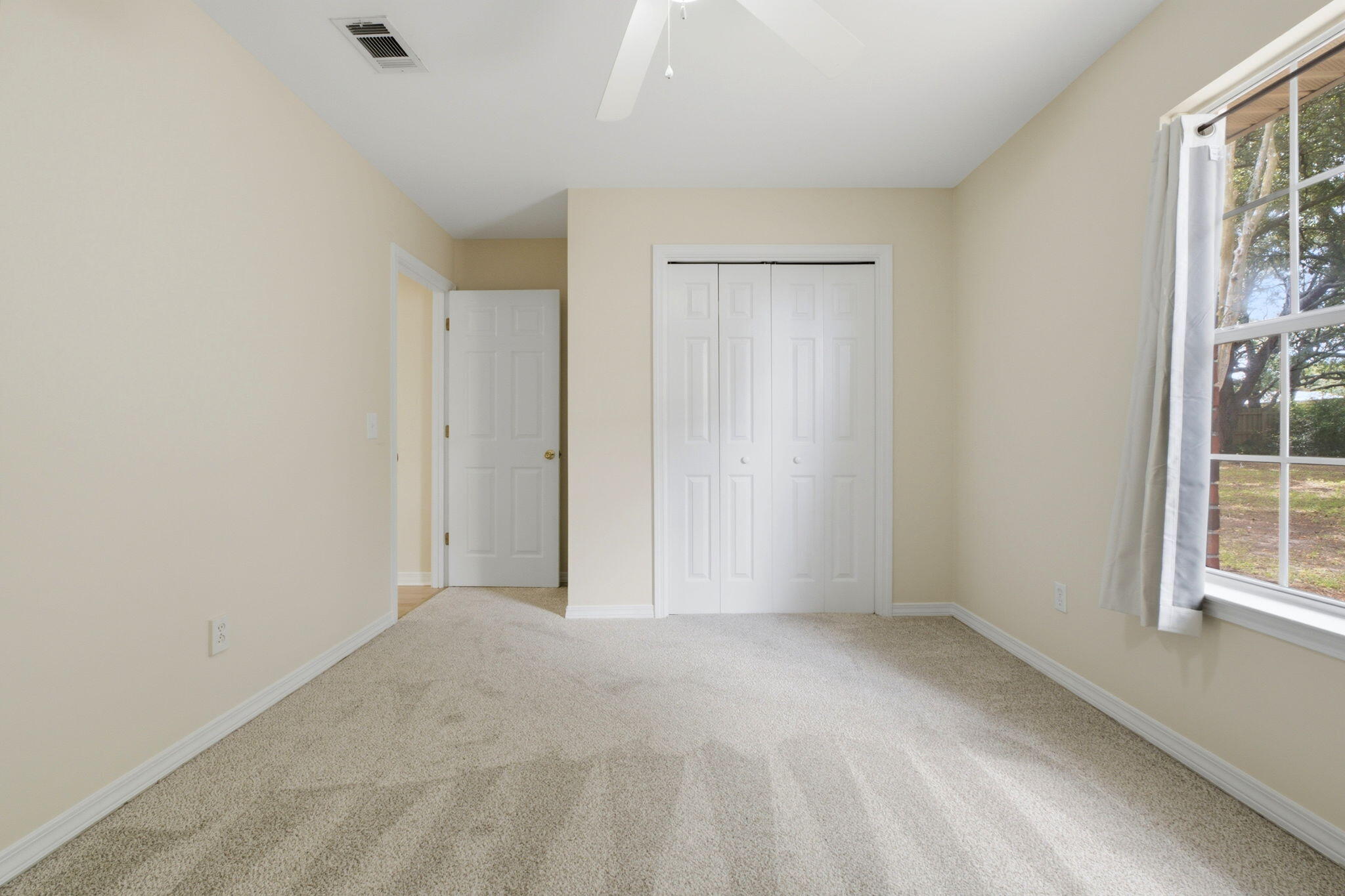 8131 Country Bay Boulevard Navarre, FL 32566 - Photo 38 of 47 61-web-or-mls-8131-country-bay-blvd