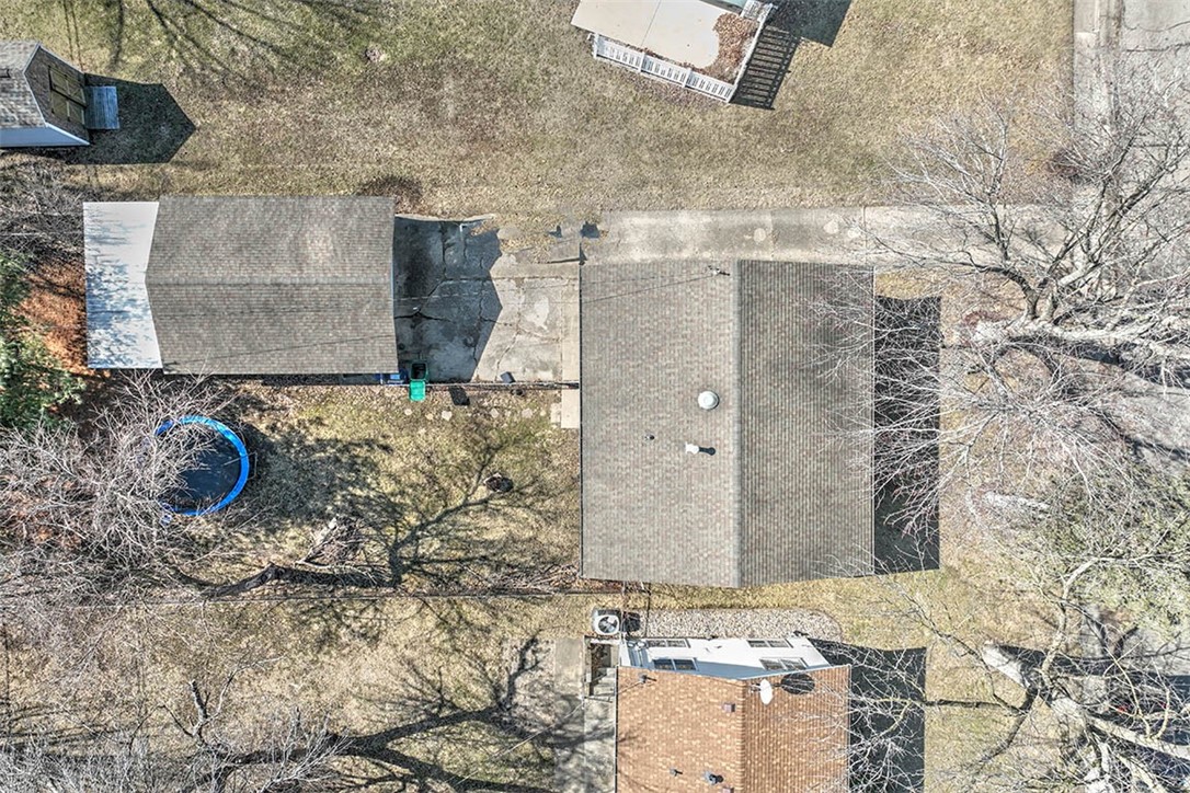 403 Cambridge Drive Decatur, IL 62526 - Photo 5 of 21