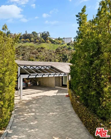 a view of a house with a outdoor space