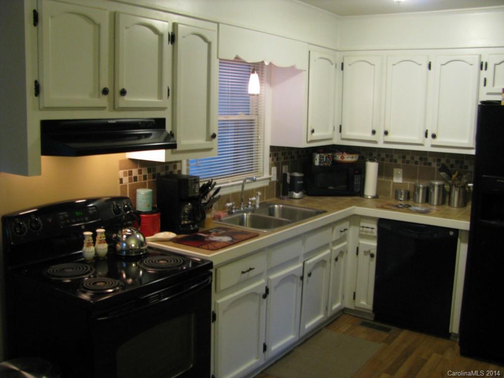 538 Ralph Handsel Boulevard Stanley, NC 28164 - Photo 7 of 23 Gallery Image 7