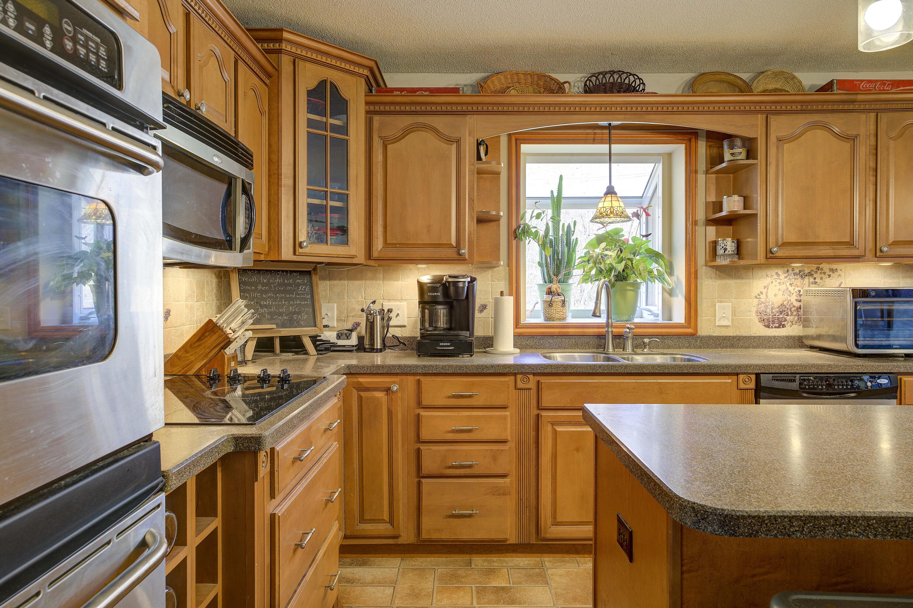 517 Pine Ridge Road Johnson City, TN 37601 - Photo 14 of 46 Pine-11