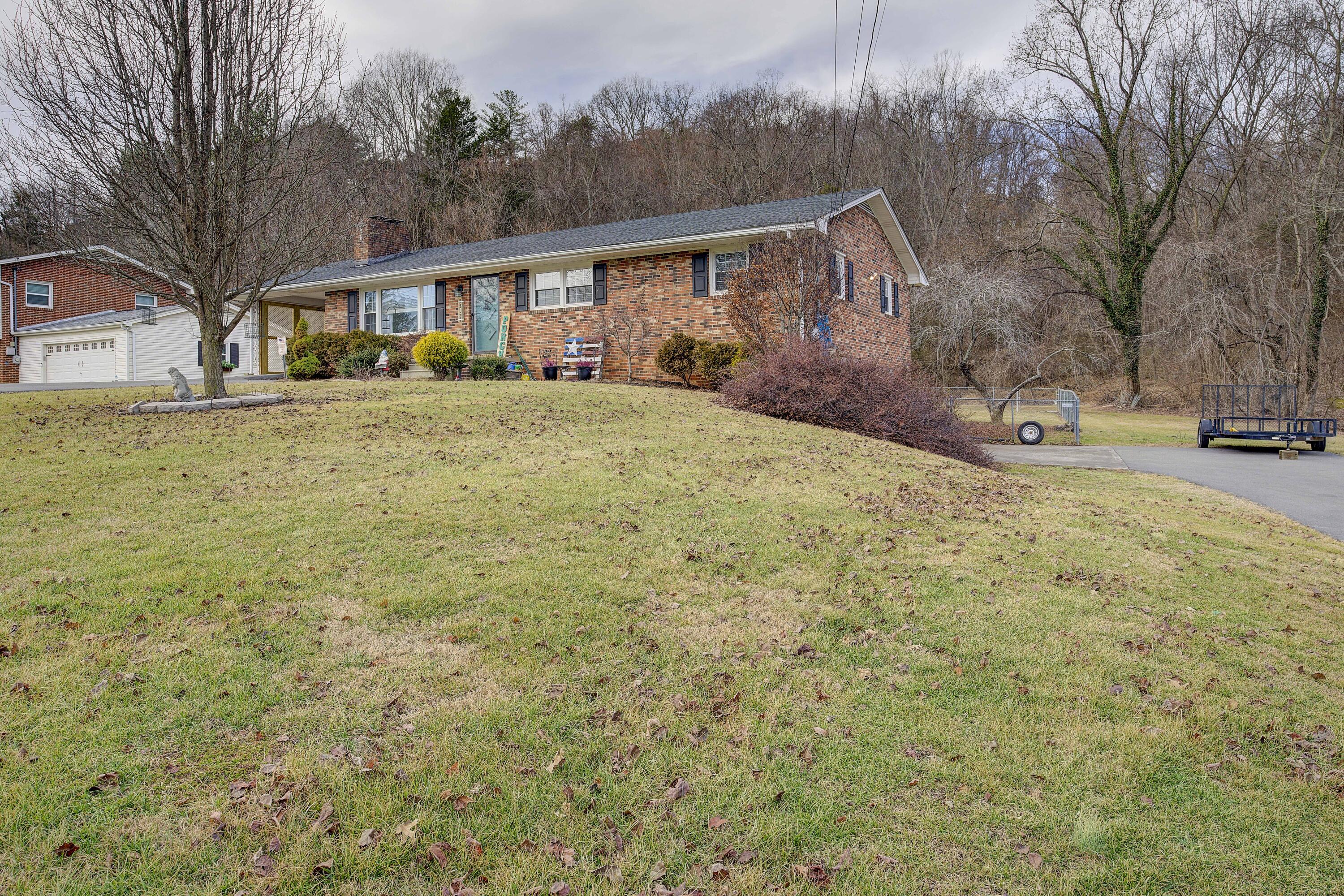 517 Pine Ridge Road Johnson City, TN 37601 - Photo 3 of 46 Pine-46