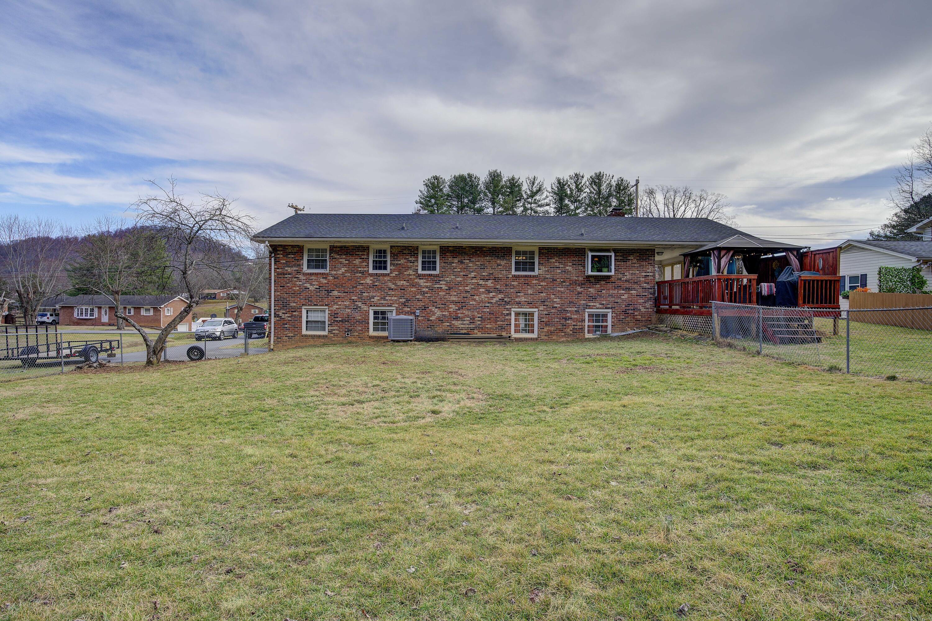 517 Pine Ridge Road Johnson City, TN 37601 - Photo 44 of 46 Pine-41