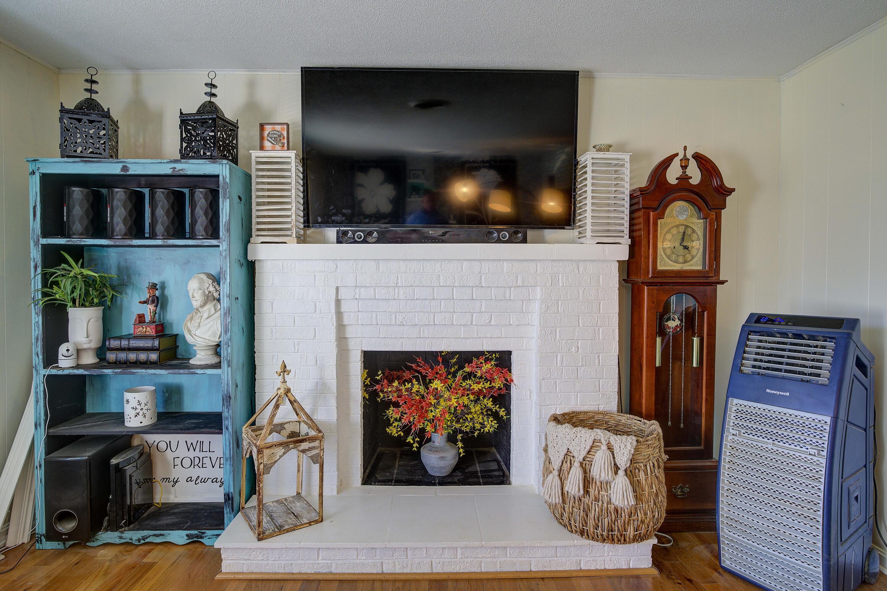 517 Pine Ridge Road Johnson City, TN 37601 - Photo 6 of 46 Pine-3