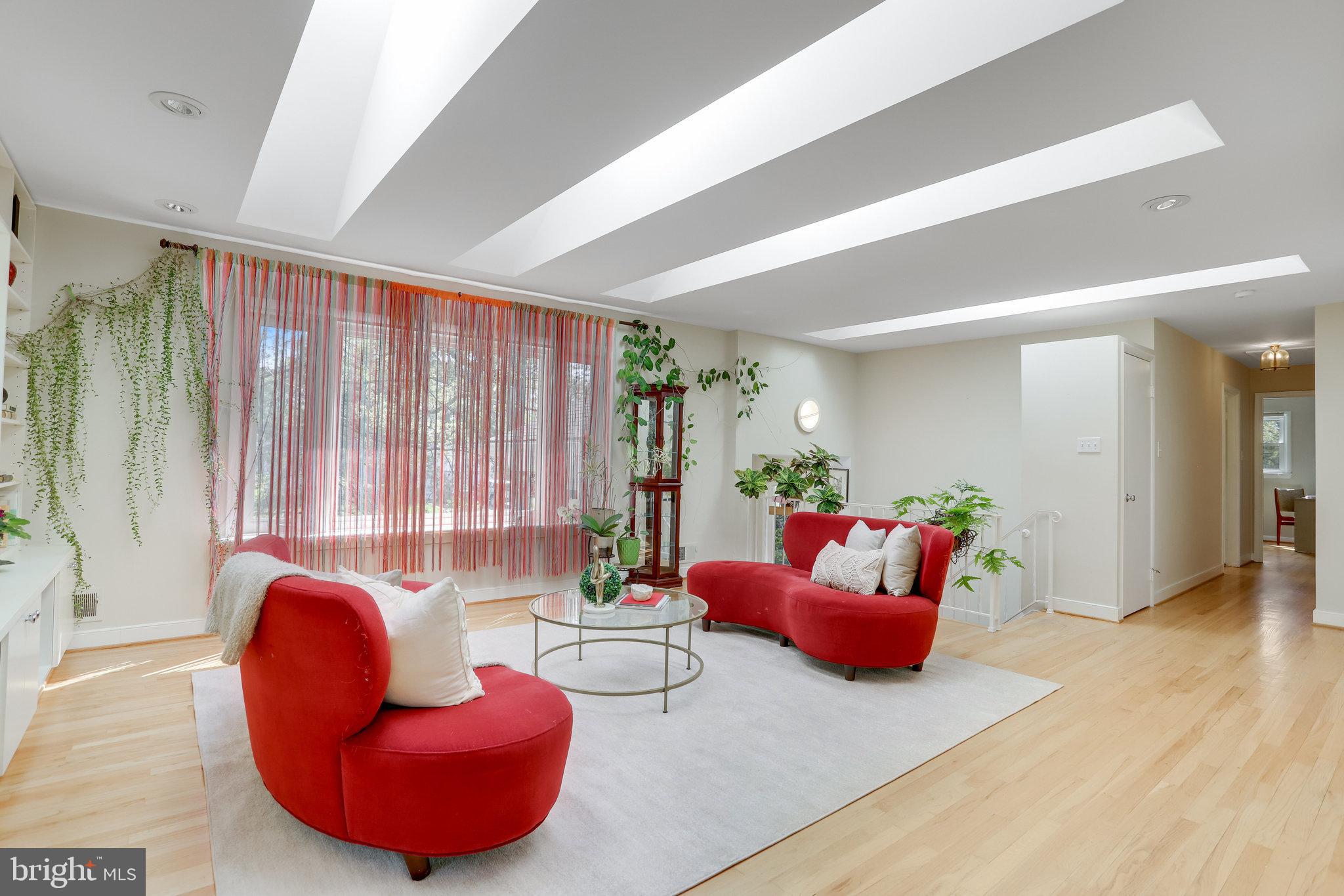 7112 Wesley Road Springfield, VA 22150 - Photo 16 of 43