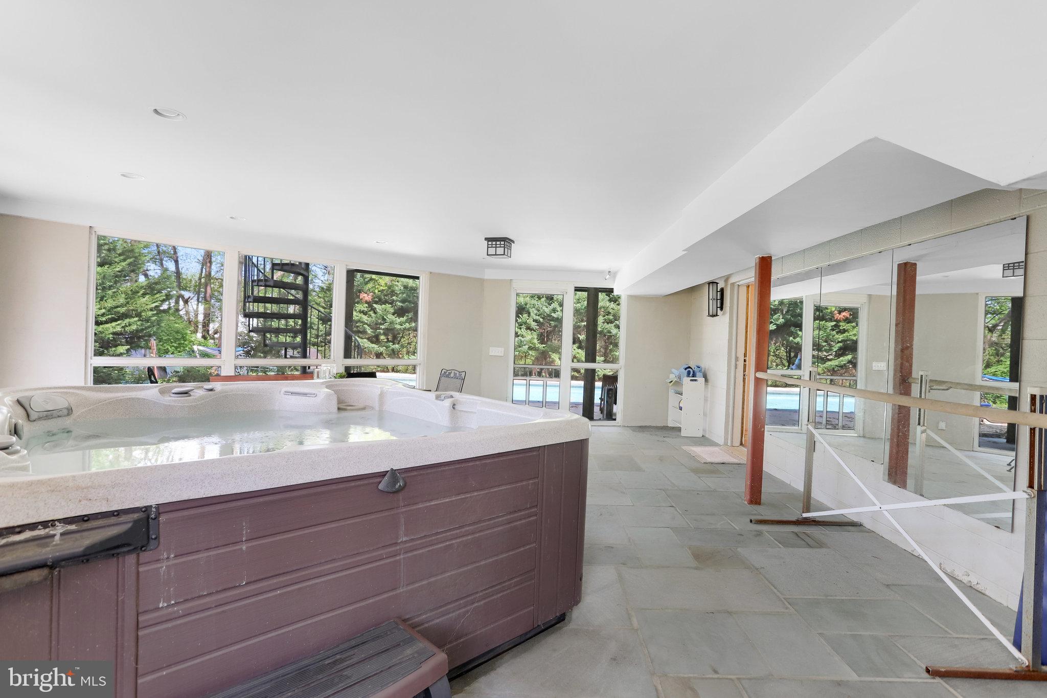 7112 Wesley Road Springfield, VA 22150 - Photo 37 of 43