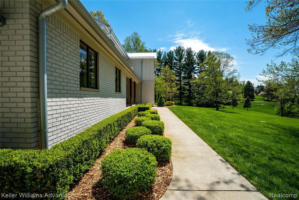 5343 Orion Road Rochester, MI 48306 - Photo 51 of 72