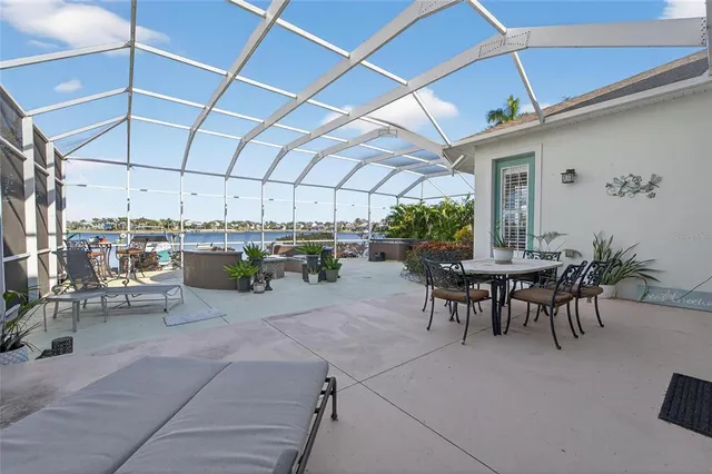 $1,000,000 | 5241 Brighton Shore Drive, Apollo Beach, FL 33572