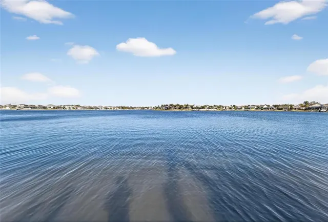 $1,000,000 | 5241 Brighton Shore Drive, Apollo Beach, FL 33572