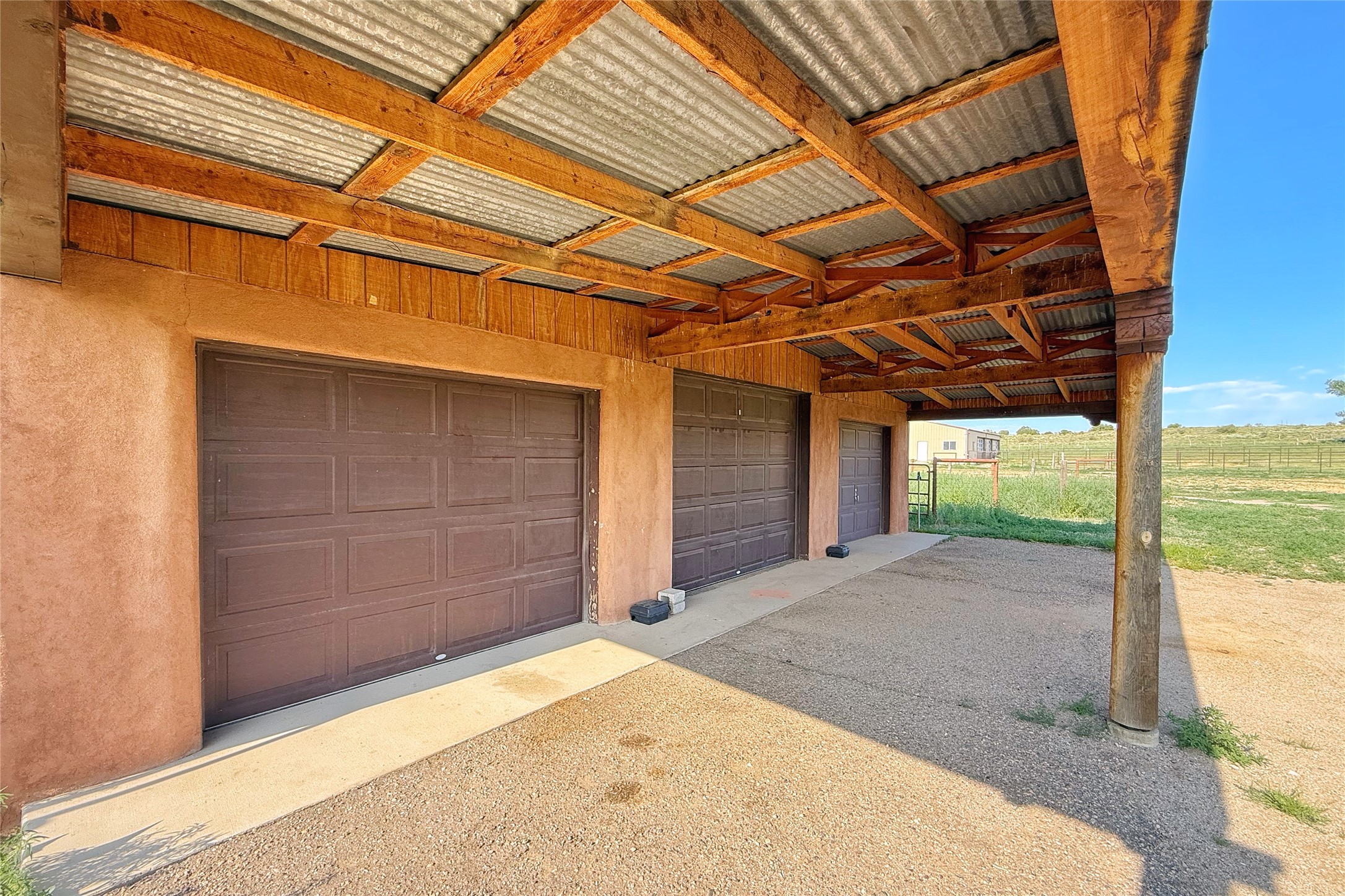 54 Rons Road Santa Fe, NM 87508 - Photo 90 of 99 Portal over 3 car garage