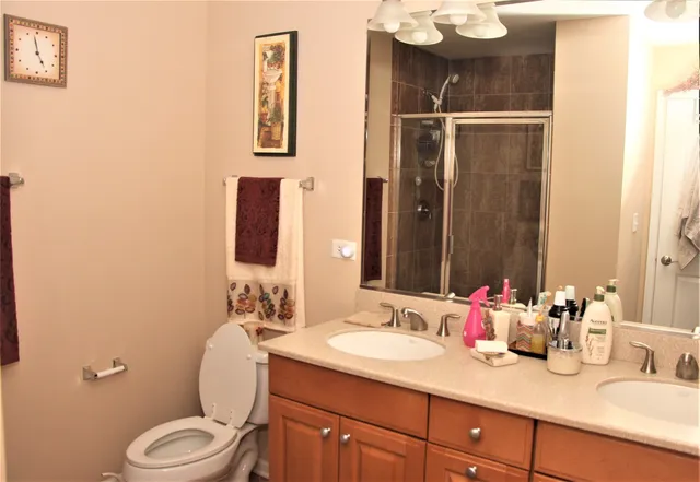 $2,900 | 2492 Waterbury Lane, Buffalo Grove, IL 60089