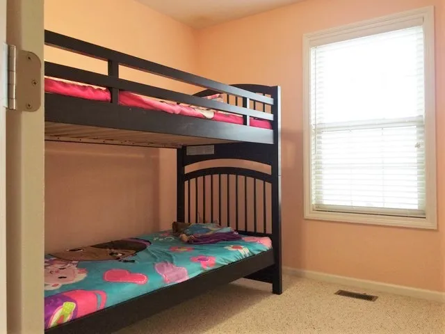 $2,900 | 2492 Waterbury Lane, Buffalo Grove, IL 60089