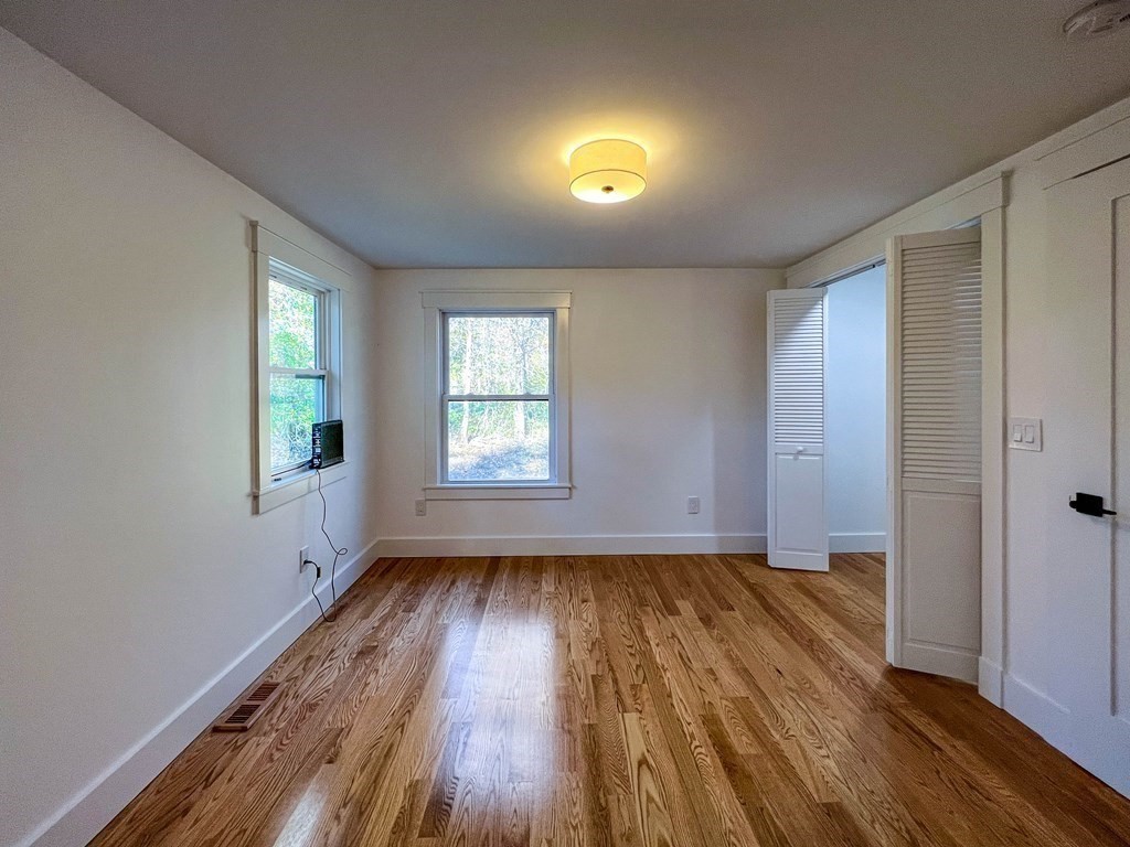 43 Oregon Road Ashland, MA 01721 - Photo 15 of 42