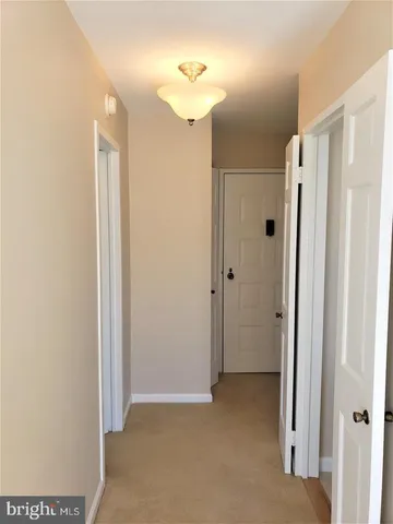 $1,700 | 6800 Fleetwood Road, Unit 708, McLean, VA 22101