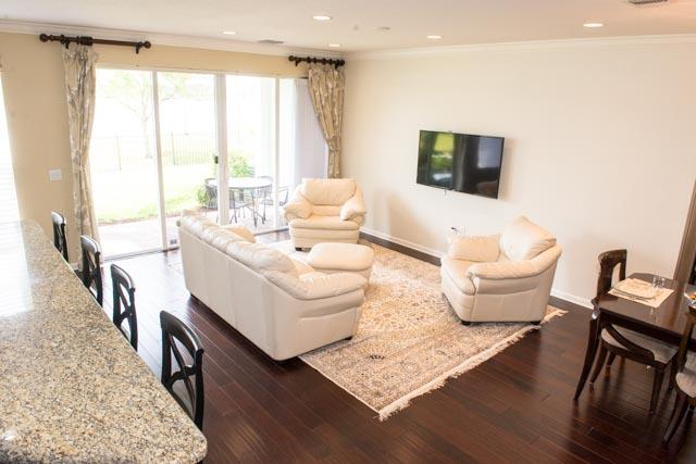 1472 Northwest 48th Lane Boca Raton, FL 33431 - Photo 4 of 47 1472 LR mit lake behind