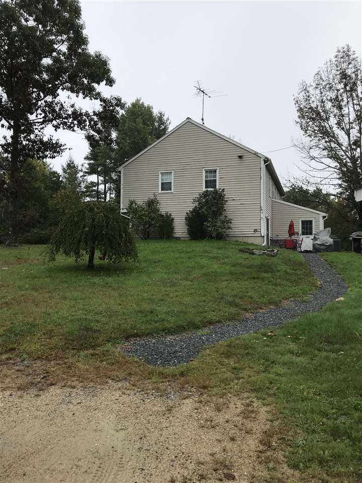 160 A Robinson Road, Unit 5 Hudson, NH 03051 - Photo 3 of 23