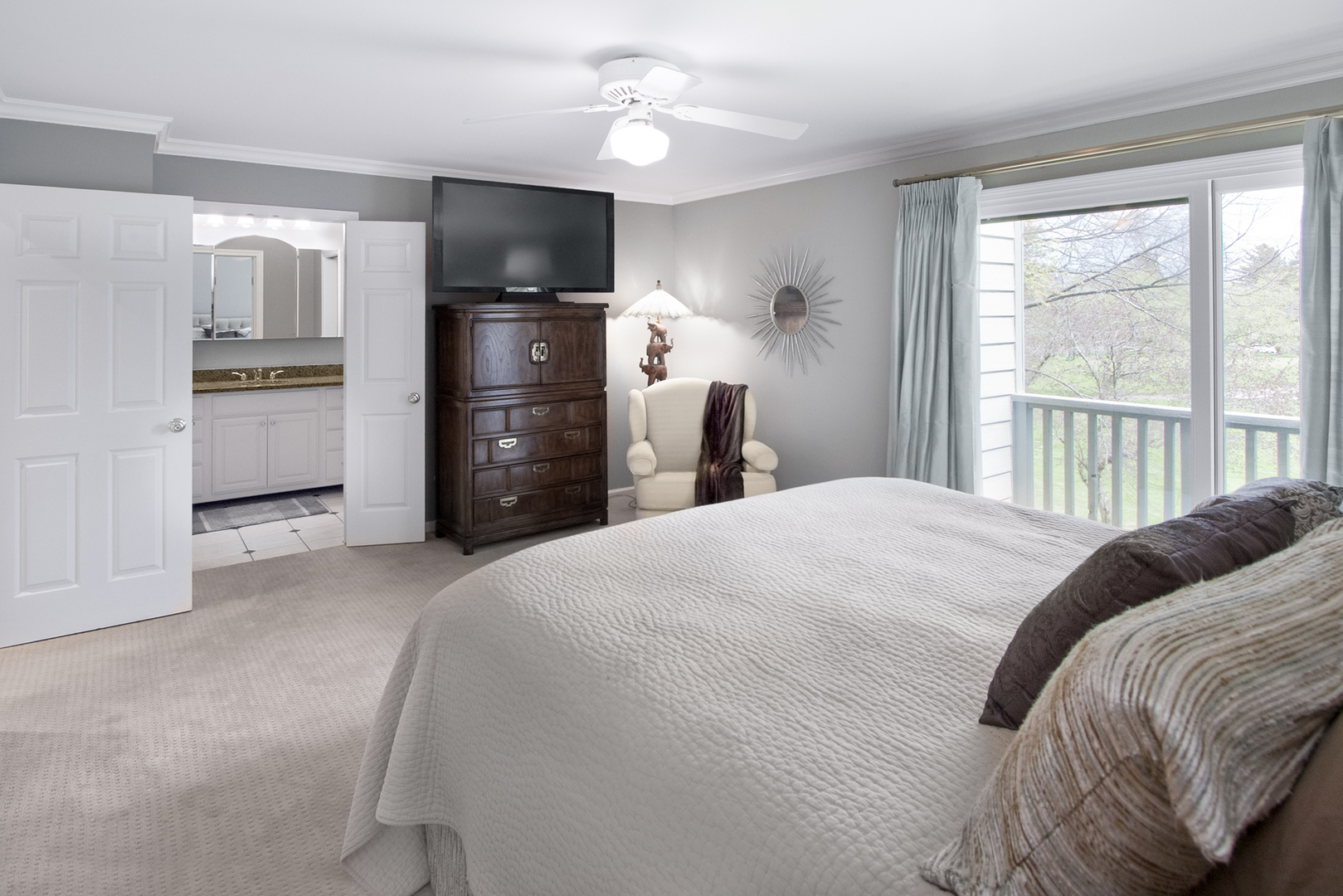 259 Timber Ridge Lane Lake Barrington, IL 60010 - Photo 15 of 46